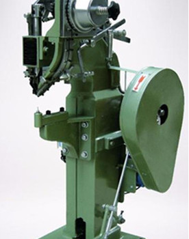 如何控制鉚接機(jī)壓鉚工藝的質(zhì)量？